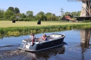 Hybrid Damarin 732 tender 