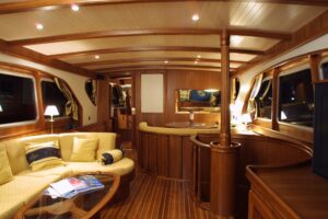 Global Voyager 1900 interiror