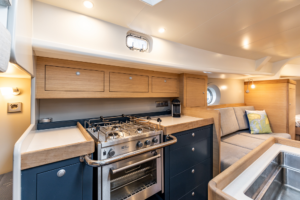 Foto KM Yachtbuilders